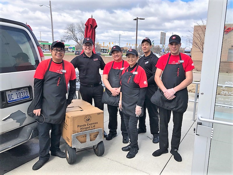 Panda Express in Royal Oak Shows how PandaCares for Front line